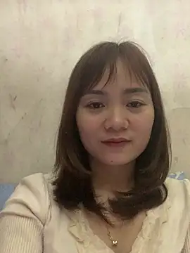 Snapshot of Bana-gibee chatting on February 2026 06:06:02 AM Bana-gibee online show from February 2026 06:06:02 AM