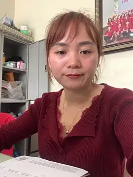 Snapshot of Bana-gibee chatting on February 2026 04:00:01 AM Bana-gibee online show from February 2026 04:00:01 AM