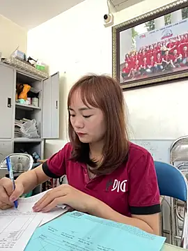 Snapshot of Bana-gibee chatting on March 2026 07:09:02 AM Bana-gibee online show from March 2026 07:09:02 AM