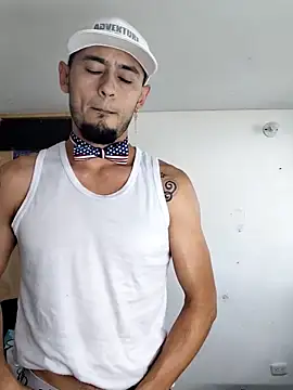 kmerlin online show from November 2025 08:35:02 PM