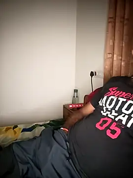 RubyEntity online show from December 2025 06:14:02 PM