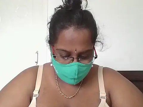 hootypriya online show from November 2025 08:47:01 AM