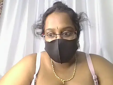hootypriya online show from June 2026 05:14:02 PM