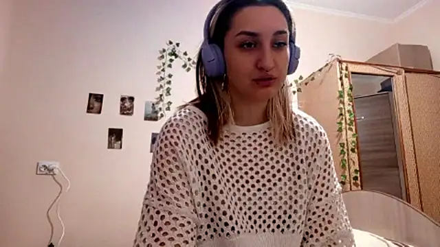 Anabree online show from November 2025 04:45:02 AM