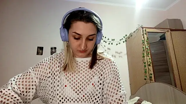 Anabree online show from November 2025 03:34:01 PM