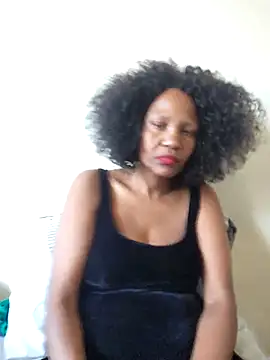 Snapshot of Mommy_Sienna chatting on May 2026 02:33:02 PM Mommy Sienna online show from May 2026 02:33:02 PM