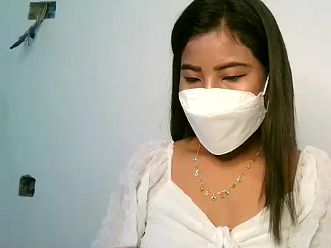 JENNY 20025 online show from November 2025 03:48:01 AM