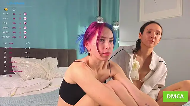 LeeannaSymeon online show from November 2025 05:11:01 PM