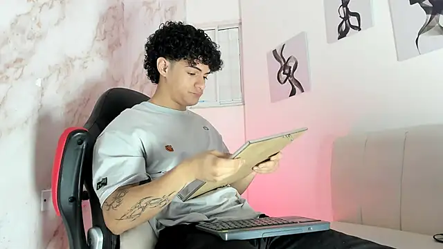 mikei banji online show from November 2025 09:02:01 PM