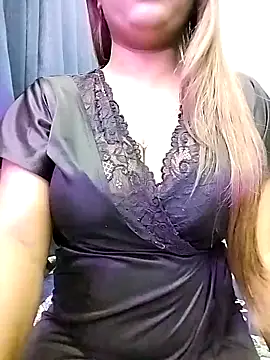 LoveLy-Soneya online show from April 2026 07:20:01 AM