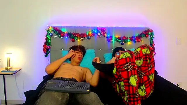 chris evans27 online show from December 2025 12:52:02 AM