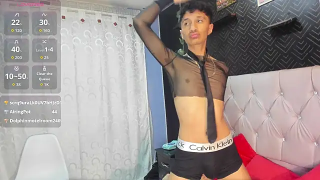 Elian Julian online show from November 2025 12:22:02 AM