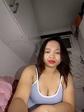 MyAssyWantsYou online show from November 2025 07:13:02 PM