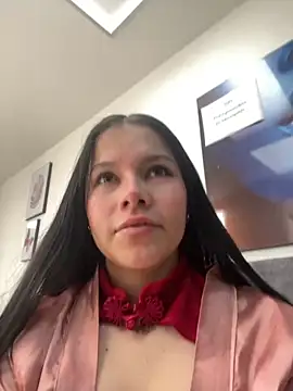 violettabond online show from November 2025 02:49:02 PM