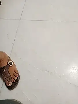 Redhotrose couple online show from November 2025 02:38:02 PM