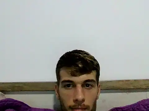 nikolasnik50 online show from November 2025 11:03:01 PM