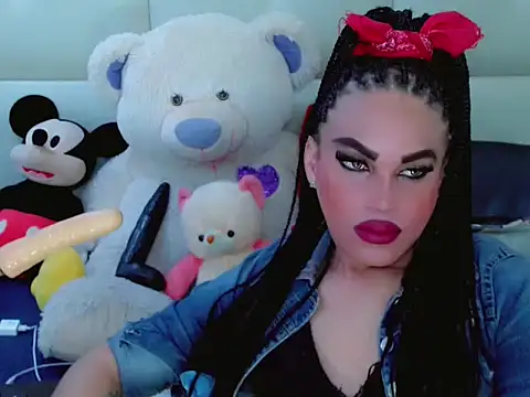 Snapshot of NharaBigCock chatting on November 2025 12:19:02 PM NharaBigCock online show from November 2025 12:19:02 PM