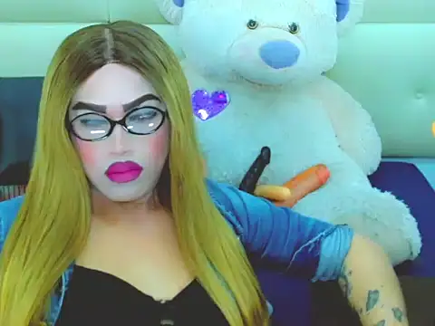 NharaBigCock online show from June 2026 04:30:01 PM