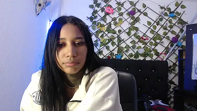 lyam ebony  online show from December 2025 01:25:02 AM