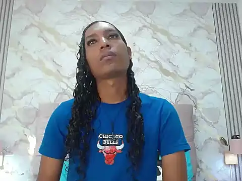 MiaCoock online show from January 2026 12:40:01 PM