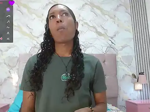 MiaCoock online show from January 2026 01:48:02 PM