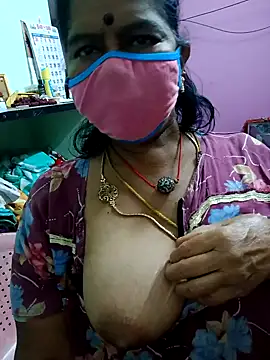 Snapshot of savithasree chatting on November 2025 01:33:02 PM savithasree online show from November 2025 01:33:02 PM