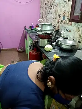 Snapshot of savithasree chatting on December 2025 04:36:02 PM savithasree online show from December 2025 04:36:02 PM