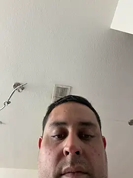 Snapshot of GoldenTemptation chatting on February 2026 07:30:02 PM GoldenTemptation online show from February 2026 07:30:02 PM