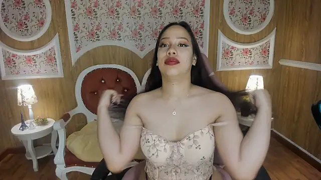 LucieLace online show from January 2026 12:10:02 PM