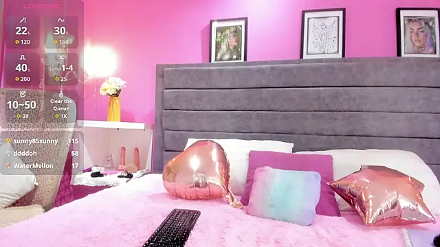 GabbyRain online show from November 2025 04:11:02 PM