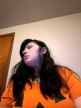 juicygoth202 online show from November 2025 06:56:01 AM