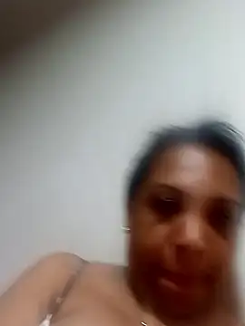 Snapshot of Eva_rouse2 chatting on January 2026 03:09:01 AM Eva rouse2 online show from January 2026 03:09:01 AM