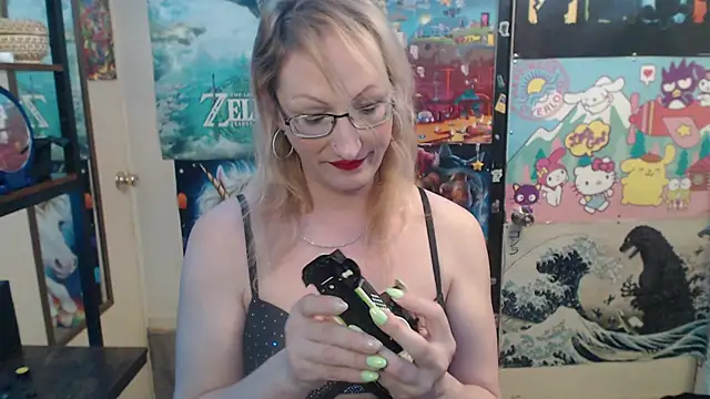 Savanah Banana  online show from March 2026 09:32:02 PM