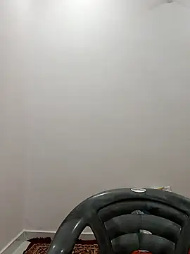 sanjana077 online show from April 2026 04:44:02 PM