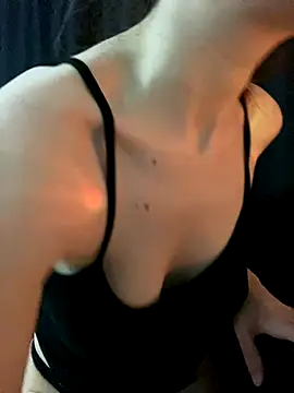 shrie beverly00 online show from November 2025 03:09:02 AM