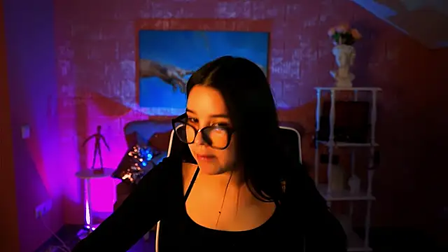 AnnaGarcias  online show from November 2025 12:09:02 PM