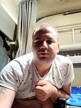 Chubbytop454 online show from November 2025 10:46:01 PM