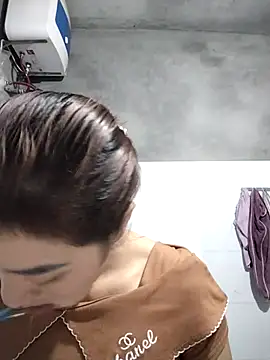 Qoine392 online show from December 2025 09:23:02 PM