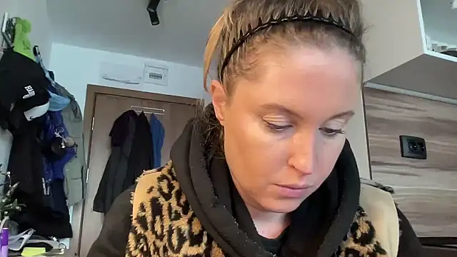 Snapshot of Ameli8 chatting on February 2026 12:52:01 PM Ameli8 online show from February 2026 12:52:01 PM