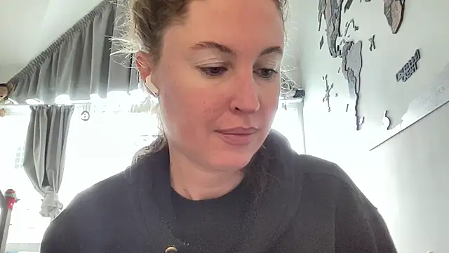 Snapshot of Ameli8 chatting on February 2026 08:21:02 AM Ameli8 online show from February 2026 08:21:02 AM