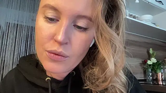 Snapshot of Ameli8 chatting on March 2026 03:18:02 PM Ameli8 online show from March 2026 03:18:02 PM