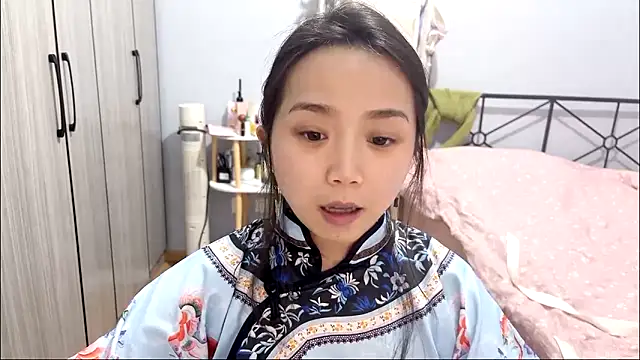 Hmm 0303 online show from March 2026 04:52:01 PM