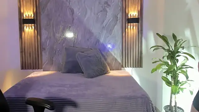 Kate owens2 online show from November 2025 07:13:01 PM