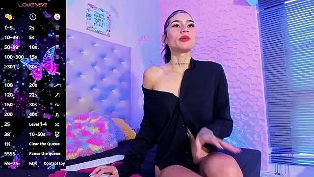 valen gill online show from November 2025 02:54:01 PM