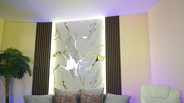 TessaaFox online show from November 2025 11:34:02 AM