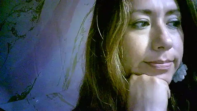 Zulreyna online show from March 2026 04:50:01 AM