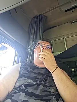 Grase44 online show from April 2026 03:32:01 PM