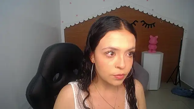 Snapshot of eden_vice_t chatting on November 2025 01:31:01 PM eden vice t online show from November 2025 01:31:01 PM