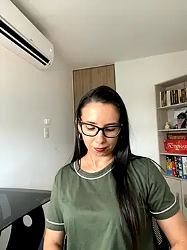 Vicky ro online show from November 2025 09:13:01 PM