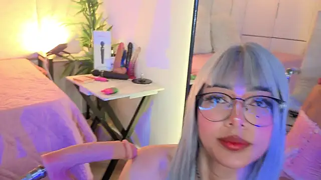  ViolletteNoir  online show from March 2026 01:25:01 PM